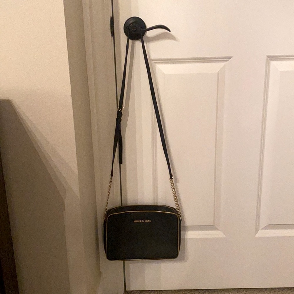 Michael Kors cross body